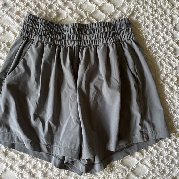 Vuori Villa Short Mallorca Small - Picture 3 of 5